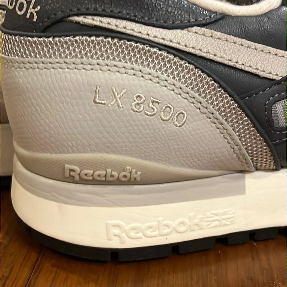 Reebok LX 8500 Classic Reserve Shoes Sneakers new M40688 grey leather Mens sizes